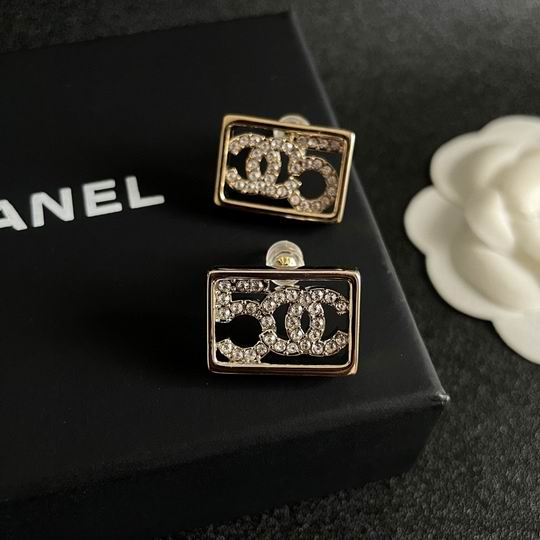 Chanel earring 11lyh360